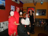<p>Pub Eva y Adan Halloween 2012</p>